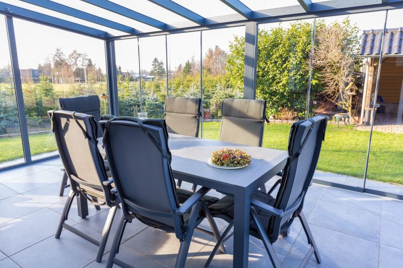 Choisir entre une pergola et une véranda pour l'extension d'une maison